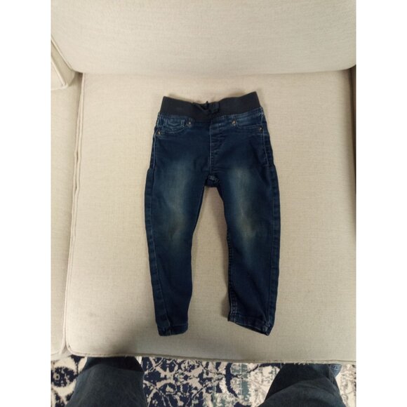 Carters and Lee Outfit for Girl's 2T and 24 months Purple ones and Jeans - Picture 7 of 10